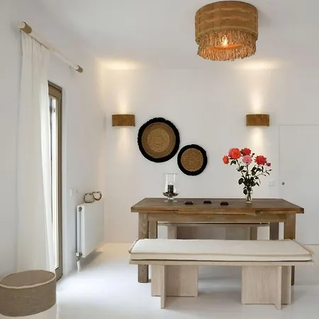 Executive Paros 4 Bedrooms Almyrikia Sunset Stunning Sea View Isterni (Paros)