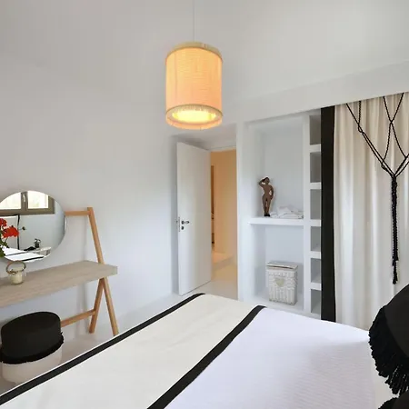 Executive Paros 4 Bedrooms Almyrikia Sunset Stunning Sea View *