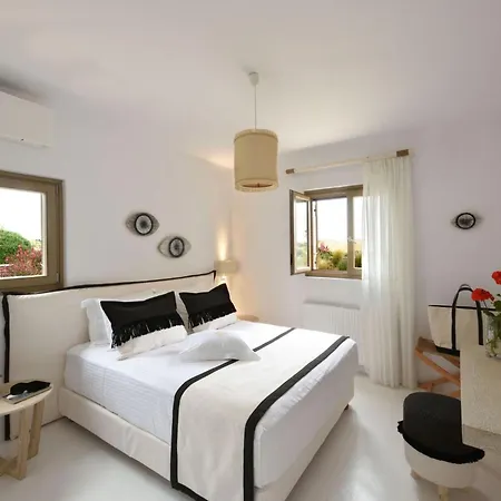 Executive Paros 4 Bedrooms Almyrikia Sunset Stunning Sea View Villa *