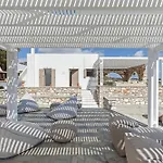 Executive Paros 4 Bedrooms Almyrikia Sunset Stunning Sea View Vila *