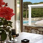 Executive Paros 4 Bedrooms Almyrikia Sunset Stunning Sea View Vila