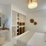 Executive Paros 4 Bedrooms Almyrikia Sunset Stunning Sea View *