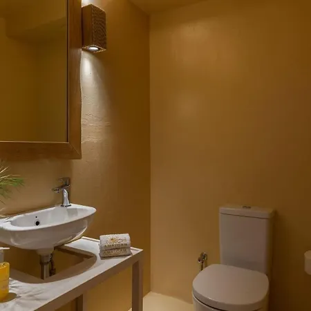 Executive Paros 4 Bedrooms Almyrikia Sunset Stunning Sea View فيلة