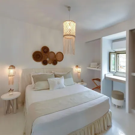 Executive Paros 4 Bedrooms Almyrikia Sunset Stunning Sea View *